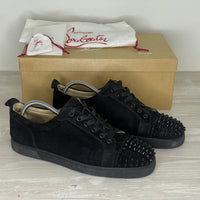 Christian Louboutin Sneakers, 'Sort Ruskind' Junior Spikes (42.5) 🍙