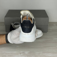 Alexander McQueen Sneakers, 'Hvid Læder' Oversized (37)🕊️