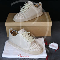 Christian Louboutin 'Colombe Mat' Junior Spikes (42) 🥯