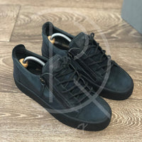 Giuseppe Zanotti Sneakers, London Frankie ‘Navy Suede’ (41) 👟