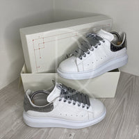 Alexander Mcqueens 'White Leather W. Silver' Oversized (40.5) 🪙
