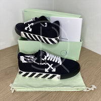 OFF-WHITE logo-patch low-top Vulcanized Sneakers (43) 🦙