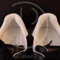 Valentino 'Flycrew' Black Leather (42.5) 🐧