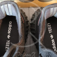 Adidas Yeezy Sneakers, 350 'Bred' V2 (43 1/3) 🕶