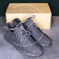 Adidas Yeezy 'Pirate Black' (45 1/3) 🏴☠️