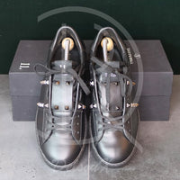 Valentino 'Black Leather' Open Rockstud (41) 💃🏽