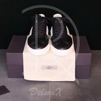 Valentino 'Flycrew' Black Leather (42.5) 🐧