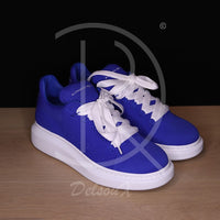 Alexander McQueens 'Blue Velvet' Oversized (41)