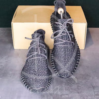 Adidas Yeezy 'Pirate Black' (45 1/3) 🏴☠️