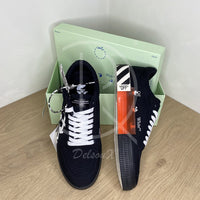 OFF-WHITE logo-patch low-top Vulcanized Sneakers (43) 🦙