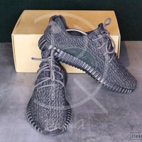 Adidas Yeezy 'Pirate Black' (45 1/3) 🏴☠️