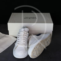 (RESERVERET) Alexander McQueens 'White Leather w. Blue Suede' Oversized (40.5) 🦋