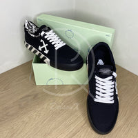 OFF-WHITE logo-patch low-top Vulcanized Sneakers (43) 🦙