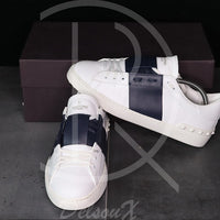 Valentino ‘Navy Stripe’ Open (40.5) 🧞♂️