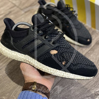 Adidas Ultra Boost 1.0 'Core Black' (44 2/3) 🏎