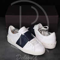 Valentino ‘Navy Stripe’ Open (40.5) 🧞♂️