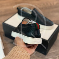 Gucci Black 'Signature' Slip-On (43) 🐿