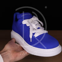 Alexander McQueens 'Blue Velvet' Oversized (41)