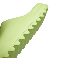 Adidas Yeezy Sandaler, Slide ‘Glow Green’