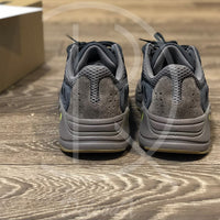 Adidas Yeezy Boost 700 'Mauve' (44) 🐻