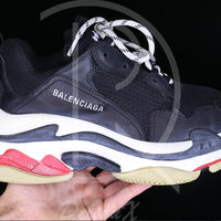 Balenciaga ‘Black&Red’ Tripple S (42) 👹