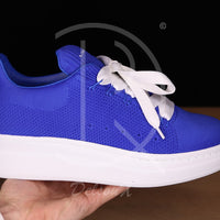 Alexander McQueens 'Blue Velvet' Oversized (41)