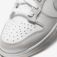 Nike Sneakers, Dunk Low ‘Photon Dust’ (W)