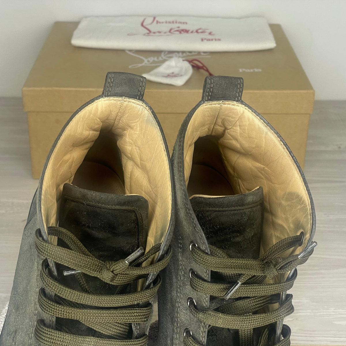 Christian Louboutin Sneakers, Herre 'Grå / Oliven' Tyrol Gun Metal Lou Louis Spikes (44.5) ♟️