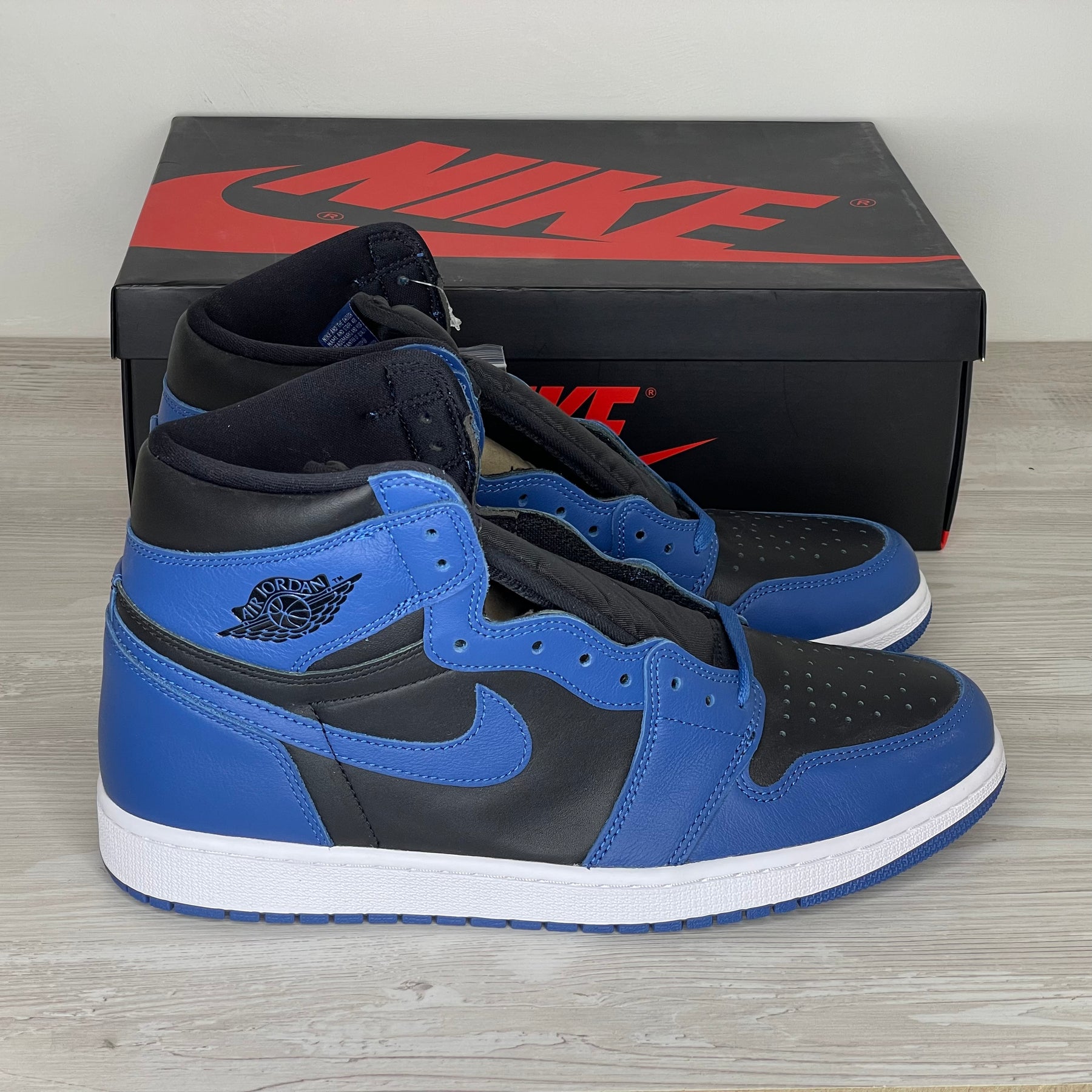 Nike Sneakers, Jordan 1 Retro High OG 'Dark Marina Blue' (47) 🛜
