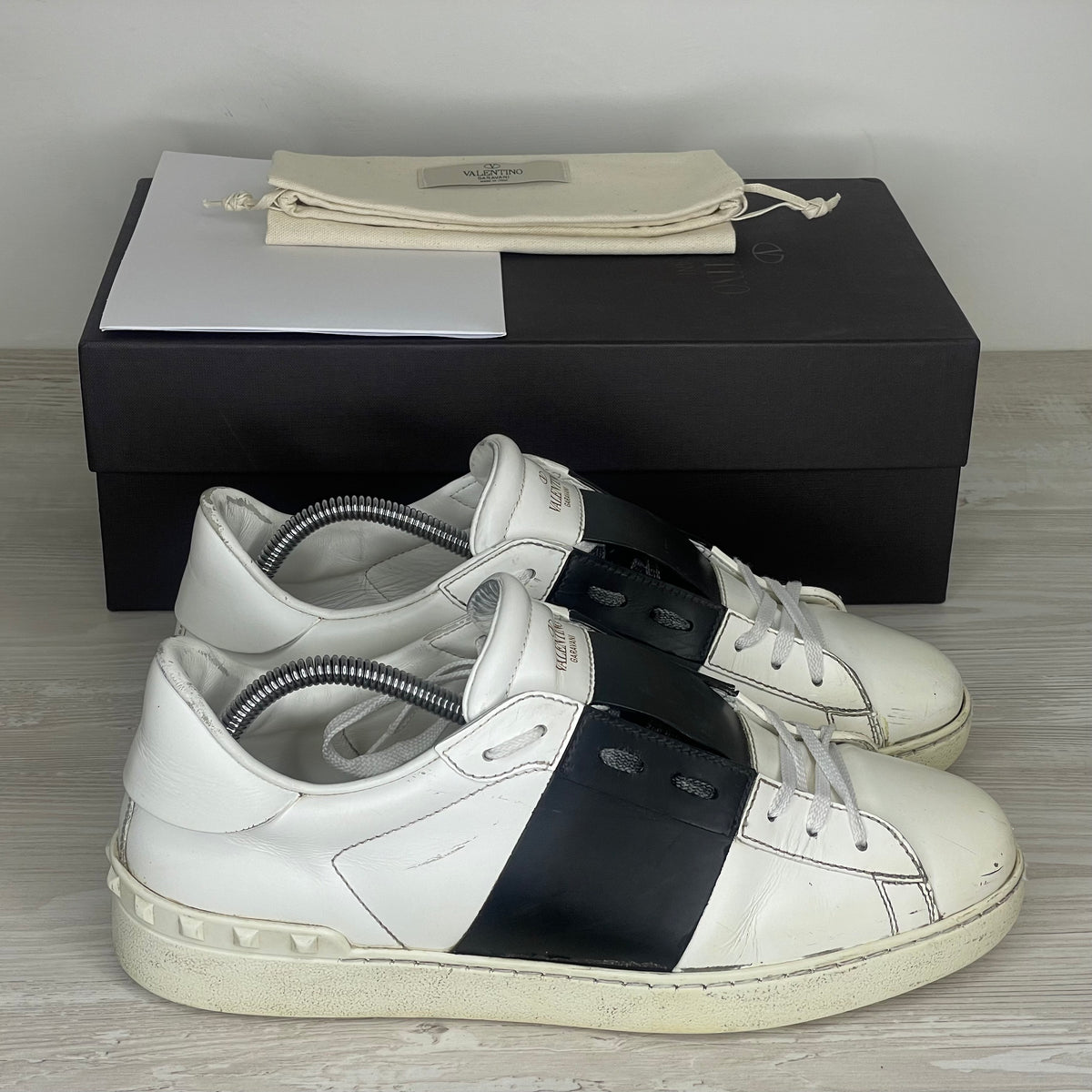 Valentino Sneakers, Herre Læder 'Sort' Stribe Open (43) 🦢