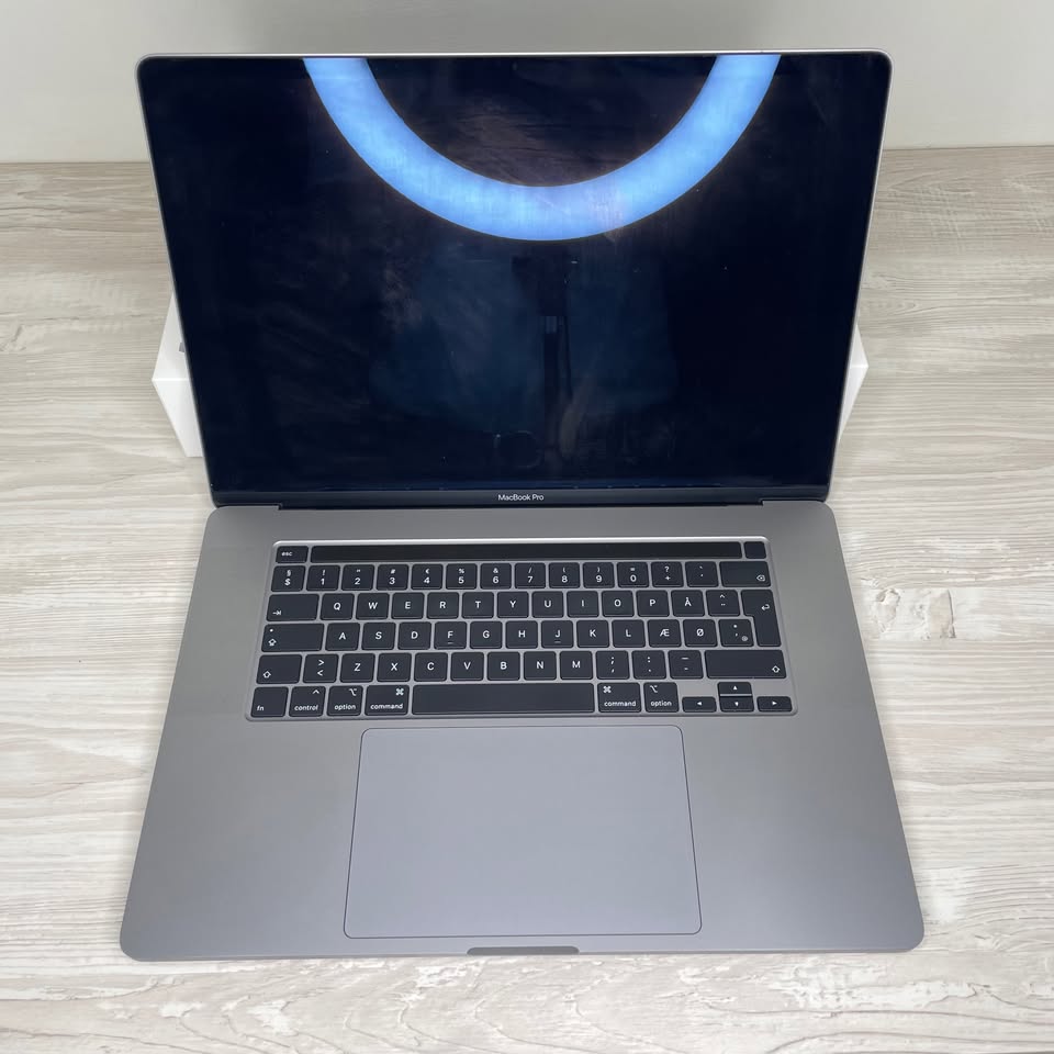MacBook Pro Computer, 16 2019 16/1 TB (space grey) - Dansk Tastatur Layout - 8-core - i9 - 16 GB RAM - 1 TB SSD