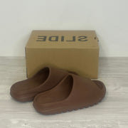 Adidas Yeezy Sandaler, Herre 'Brun' (44.5)