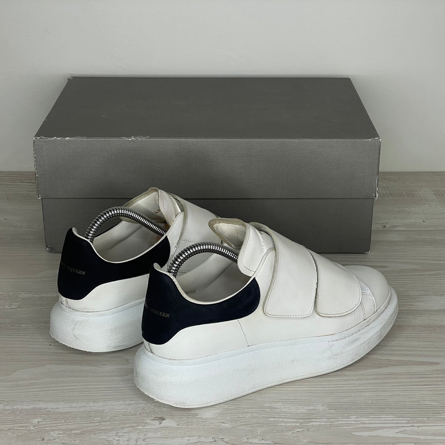 Alexander McQueen Sneakers, 'Hvid Læder' Oversized (37)🕊️