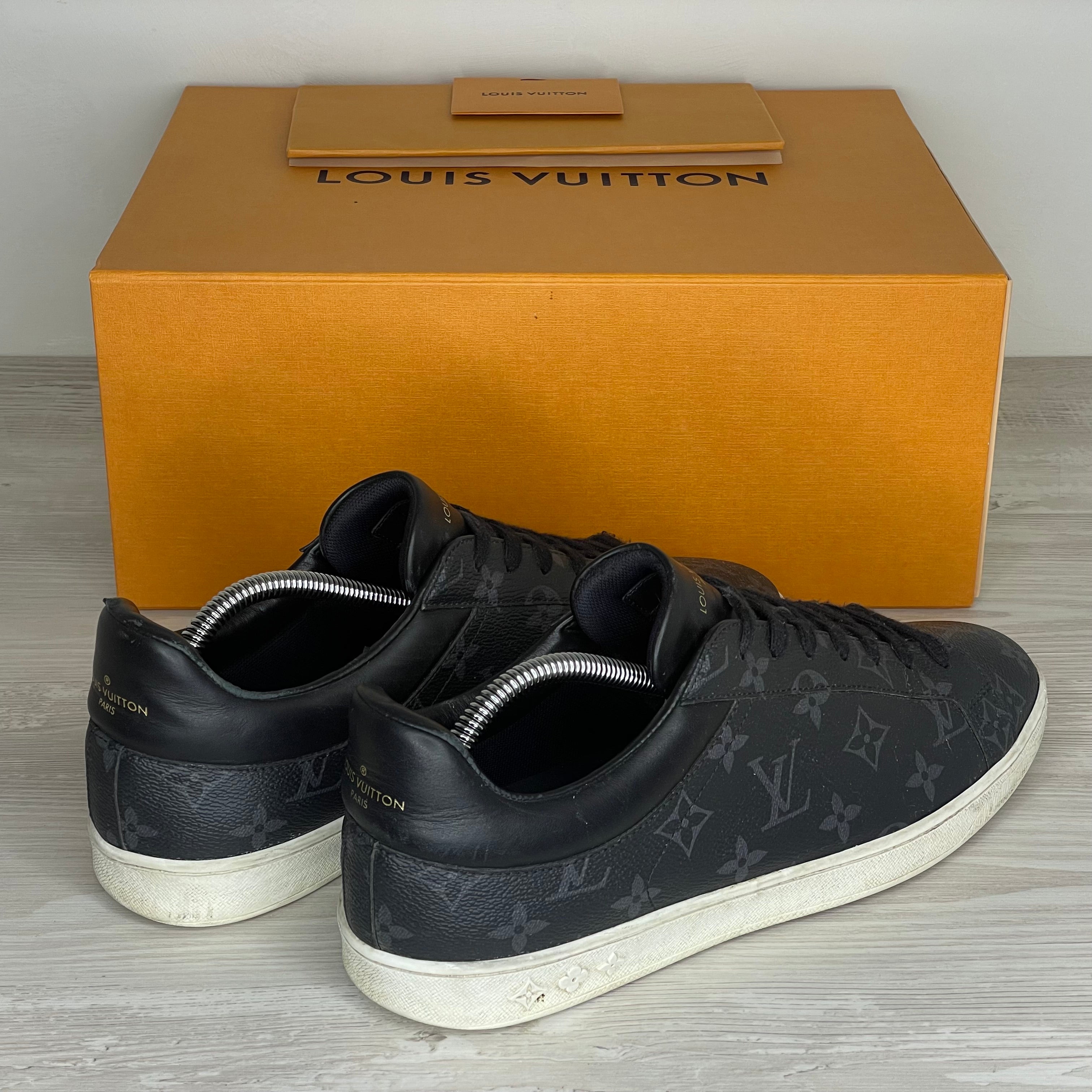 Louis Vuitton Sneakers, Herre 'Sort' Canvas LV Print Luxembourg (43) 🕊️