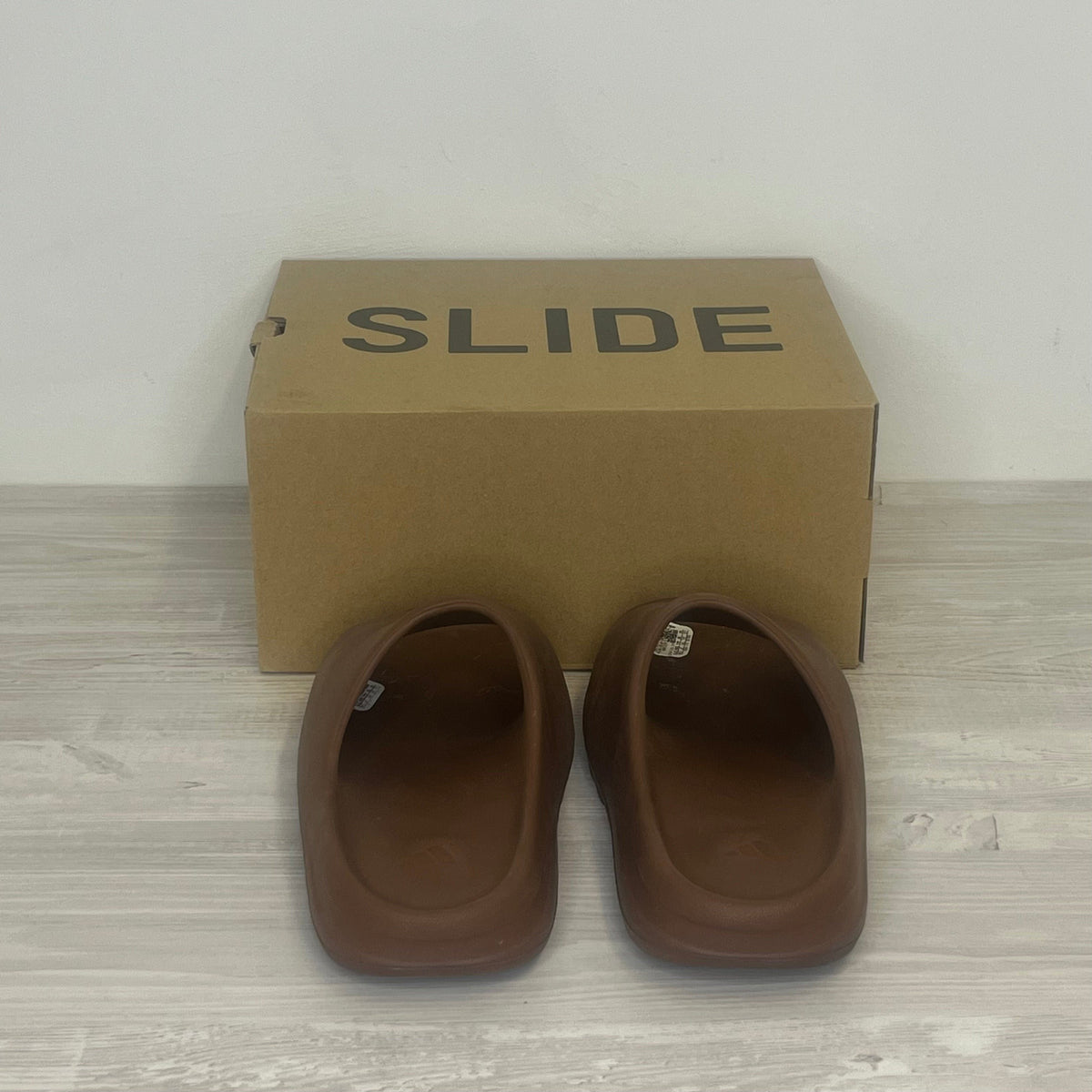 Adidas Yeezy Sandaler, Herre 'Brun' (44.5)