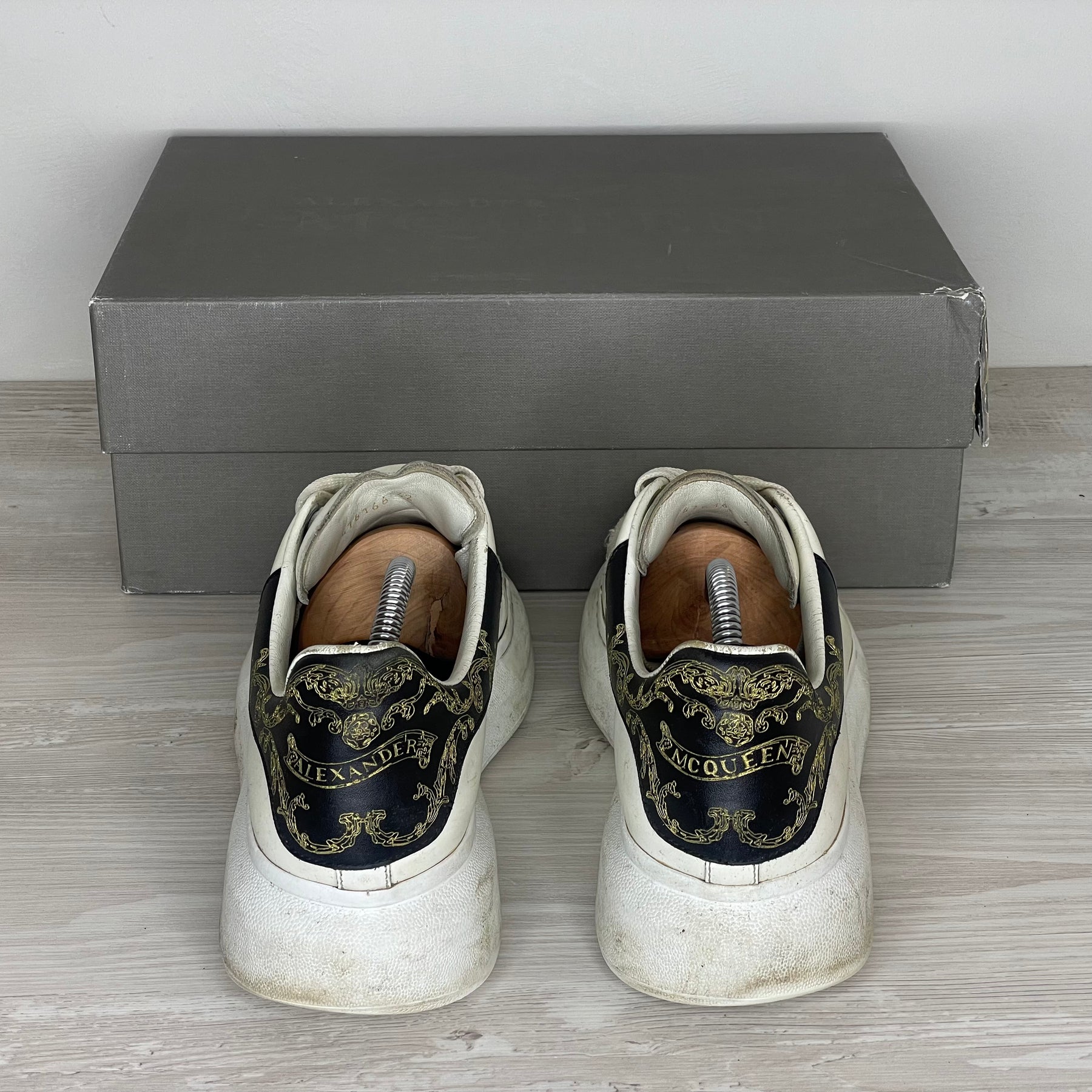 Alexander McQueen Sneakers, 'Hvid Læder' Flower Oversized (42) 🍌