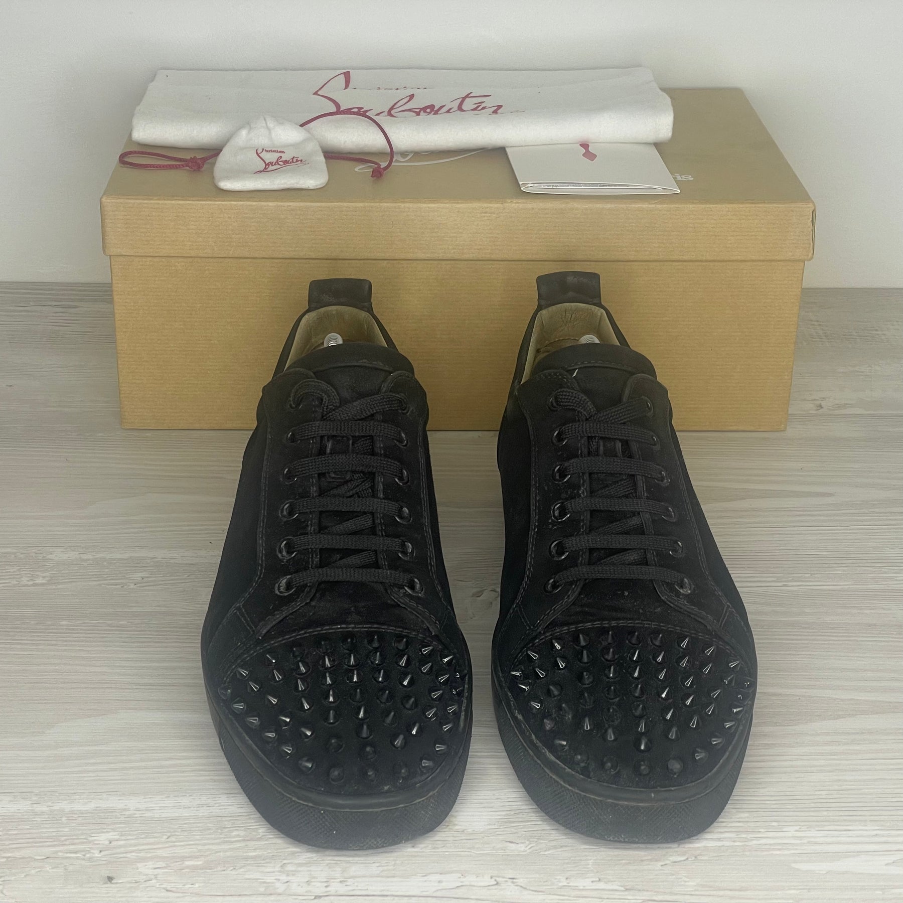 Christian Louboutin Sneakers, Herre 'Sort' Ruskind Junior Spikes (45.5) ⭐️