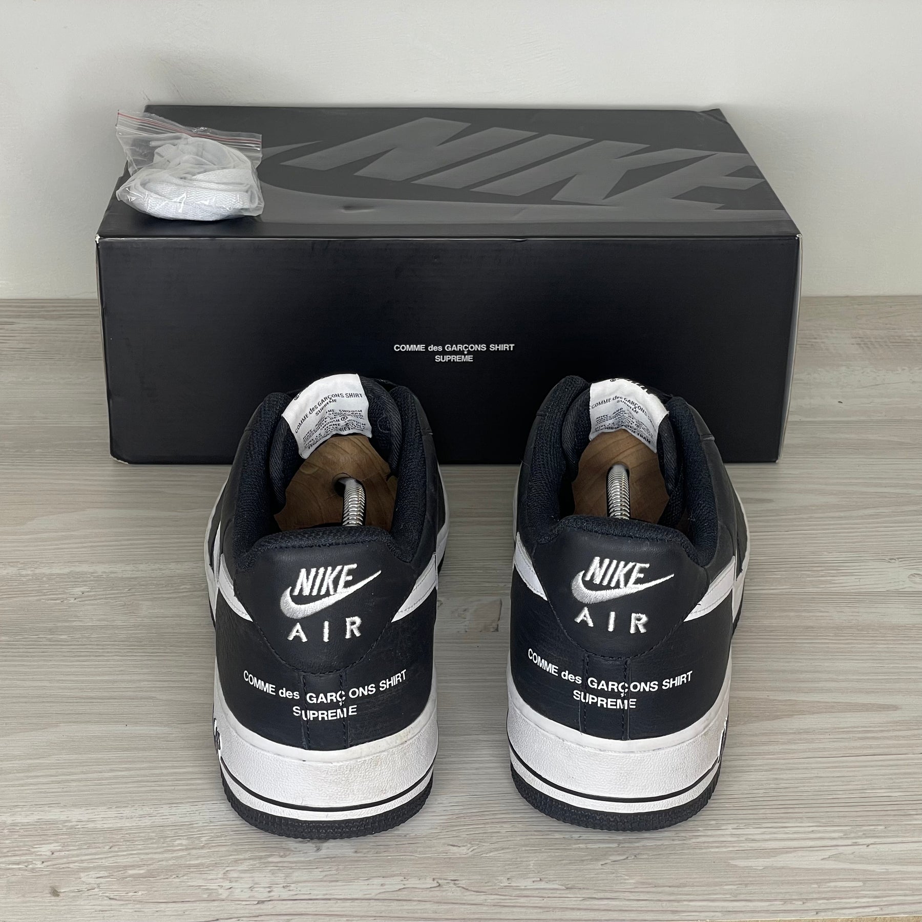 Nike Sneakers, Air Force 1 Low 'Supreme x Comme des Garcons (2018) (47.5) 🍫