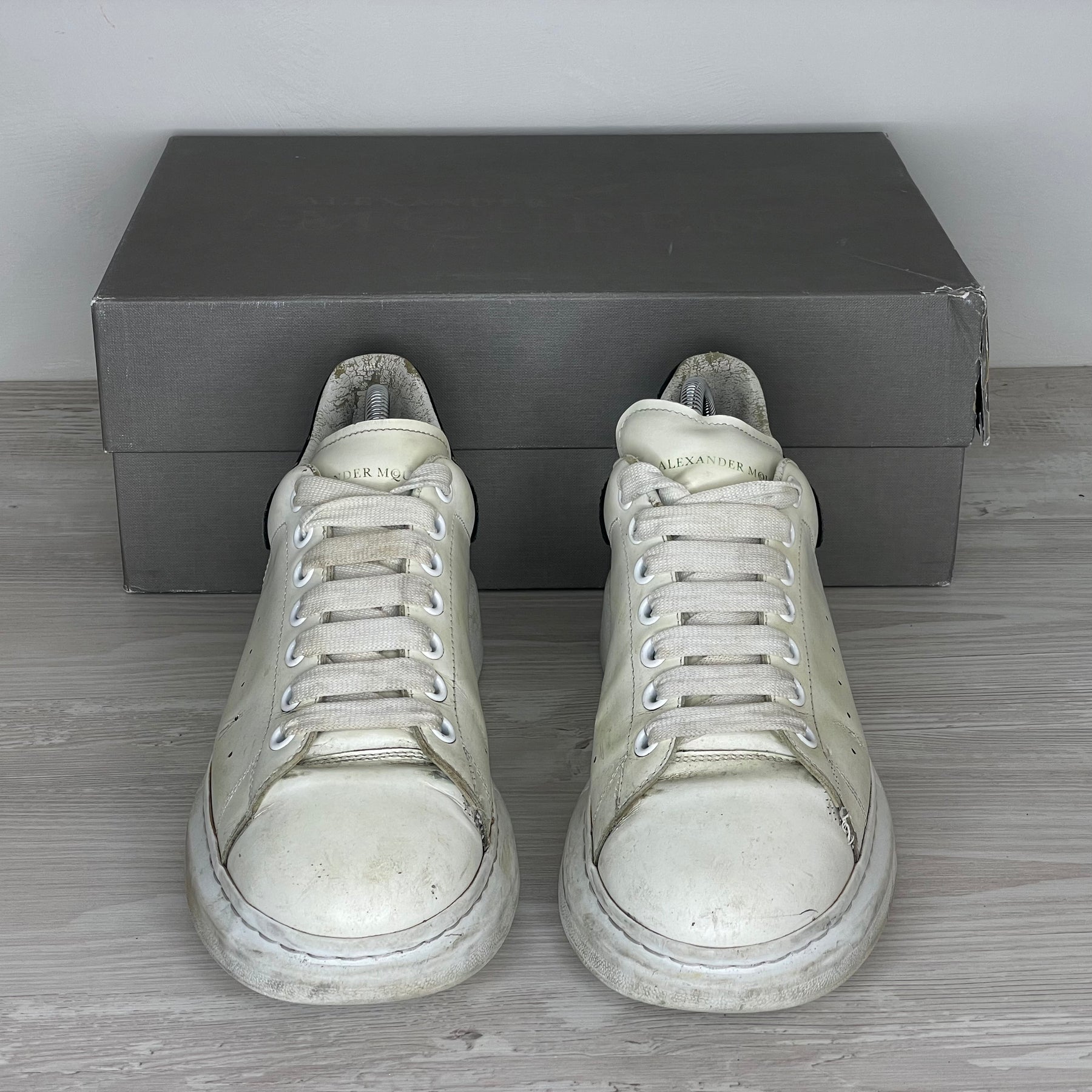 Alexander McQueen Sneakers, 'Hvid Læder' Flower Oversized (42) 🍌