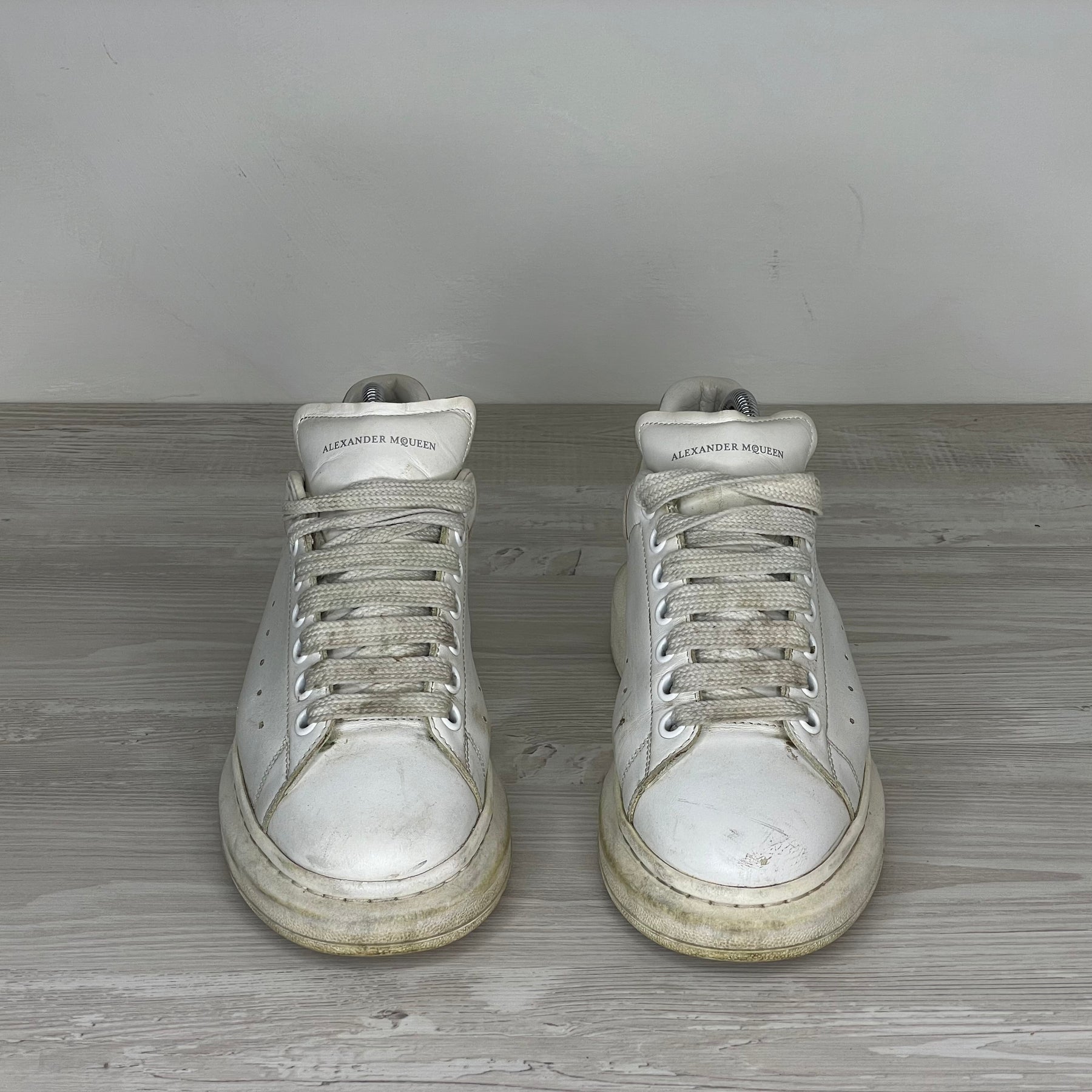 Alexander McQueen Sneakers, 'Hvid Læder' Pink Ruskind Hæl Oversized (39.5) 💝