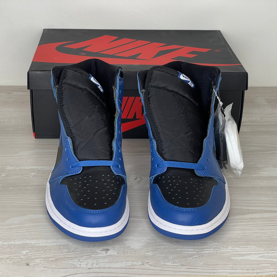 Nike Sneakers, Jordan 1 Retro High OG &