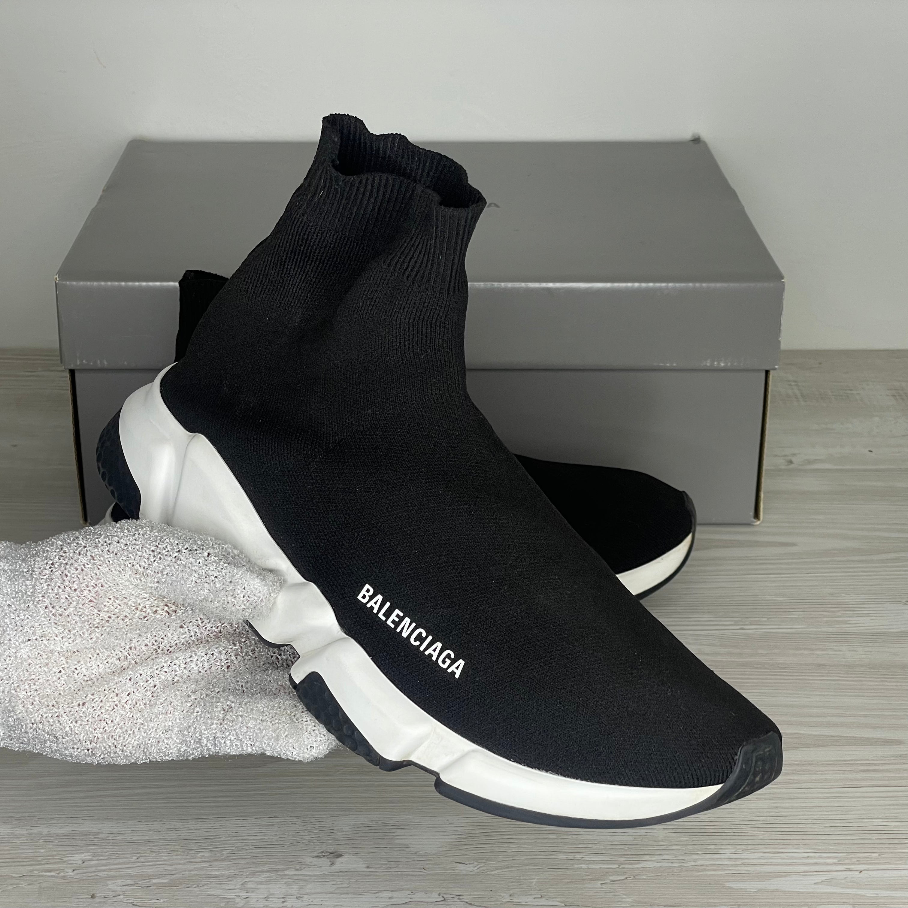 Balenciaga Sneakers, 'Sort Stof' Hvid & Sort Sål Speed Trainers (43) ✔️