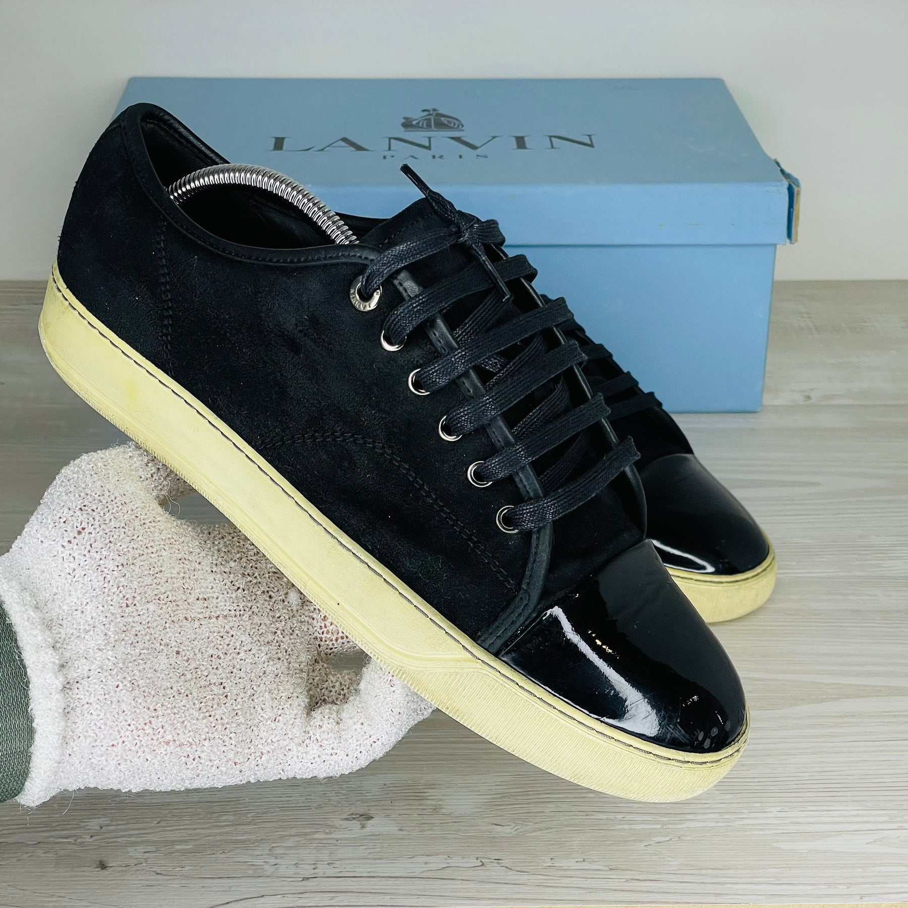 Lanvin Sneakers, 'Sort Ruskind' Lak Toe (41) 🍁