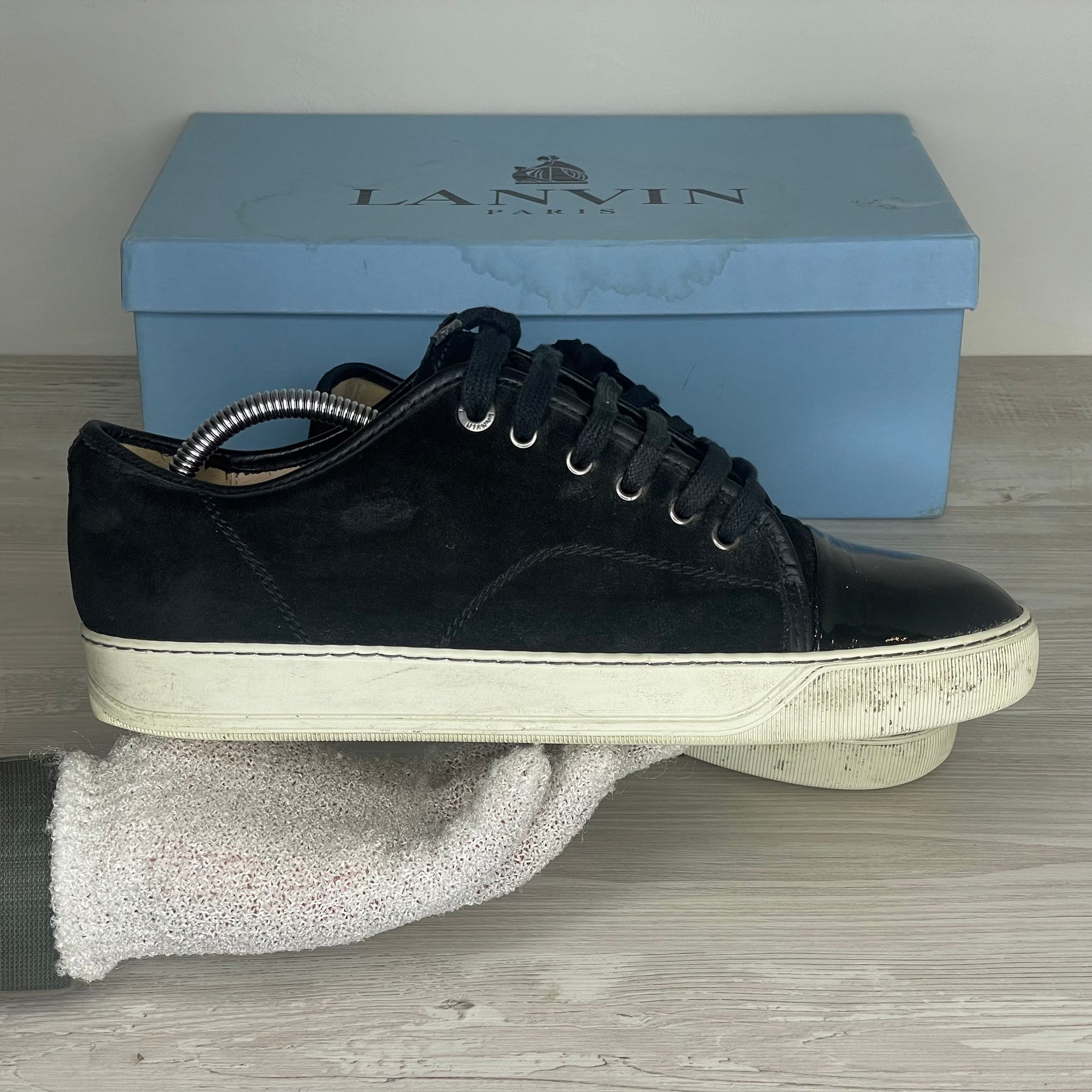 Lanvin Sneakers, Herre 'Sort Ruskind' Lak Toe (42) 🦖