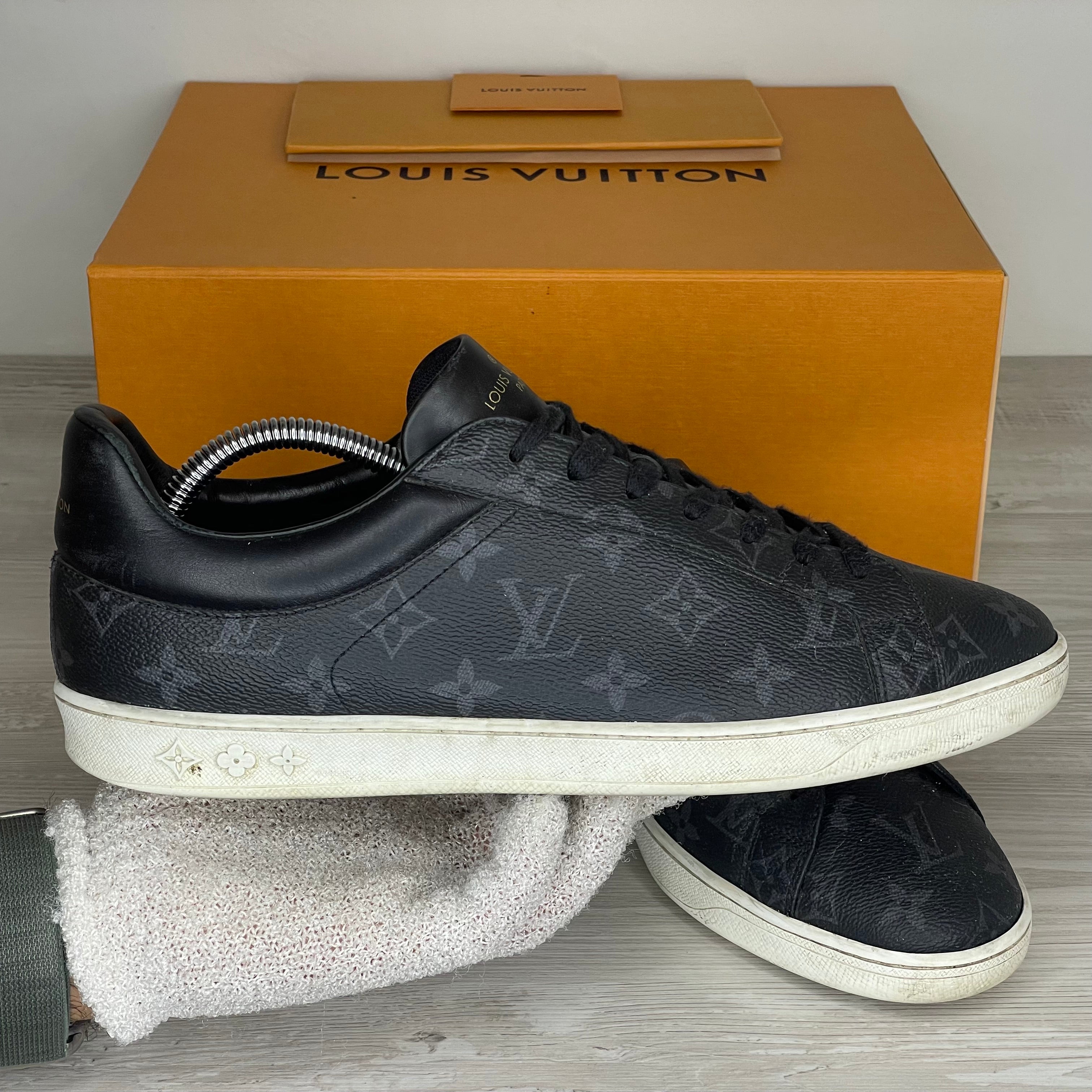 Louis Vuitton Sneakers, Herre 'Sort' Canvas LV Print Luxembourg (43) 🕊️