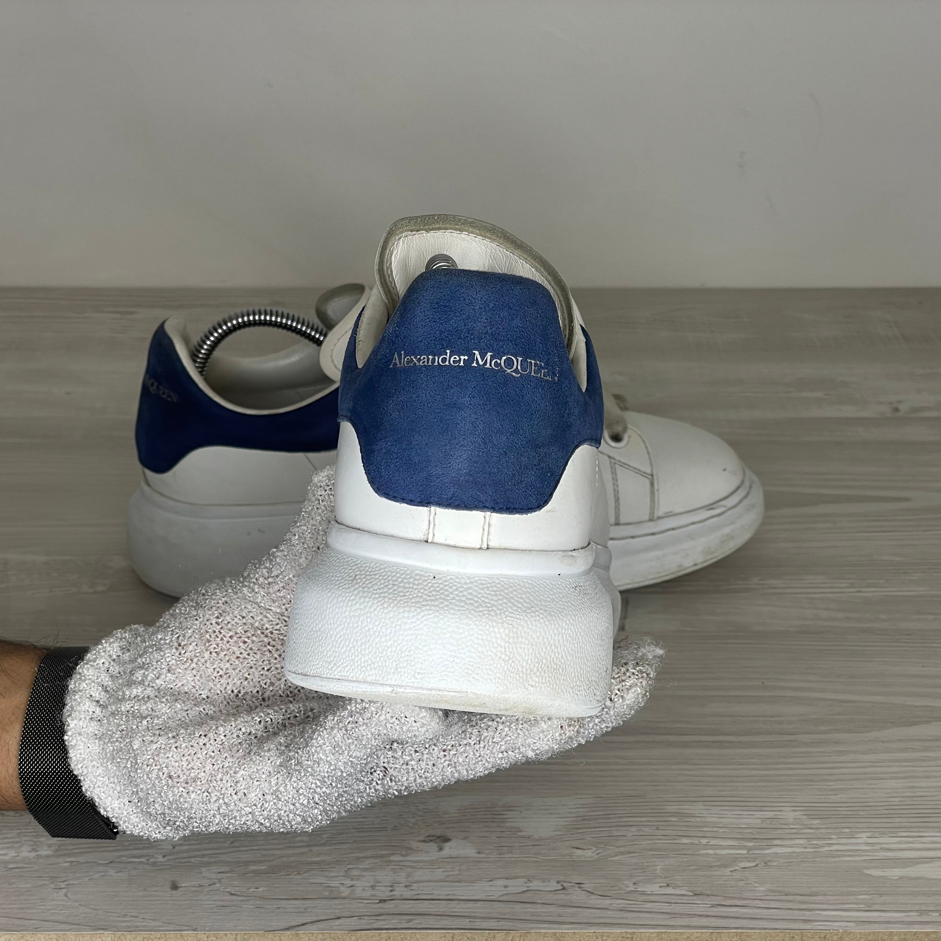 Alexander McQueen Sneakers, 'Hvid Læder' Blå Ruskind Hæl Oversized (40.5) 🌊