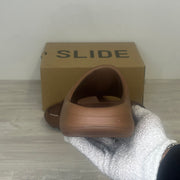 Adidas Yeezy Sandaler, Herre 'Brun' (44.5)