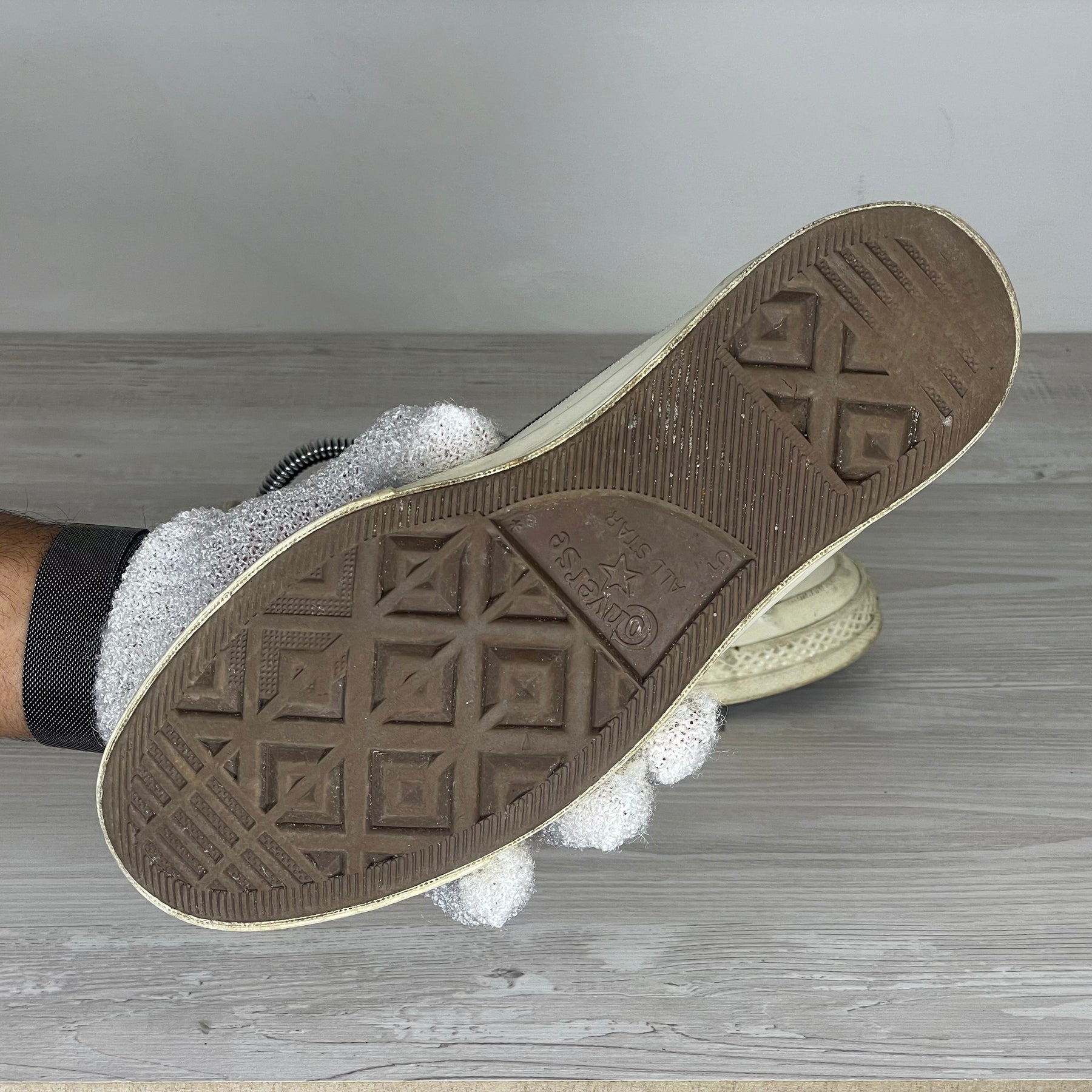Comme Des Garçons Play X Converse Sneakers, 'Sort Stof' Chuck Taylor Low (37.5) 🧁