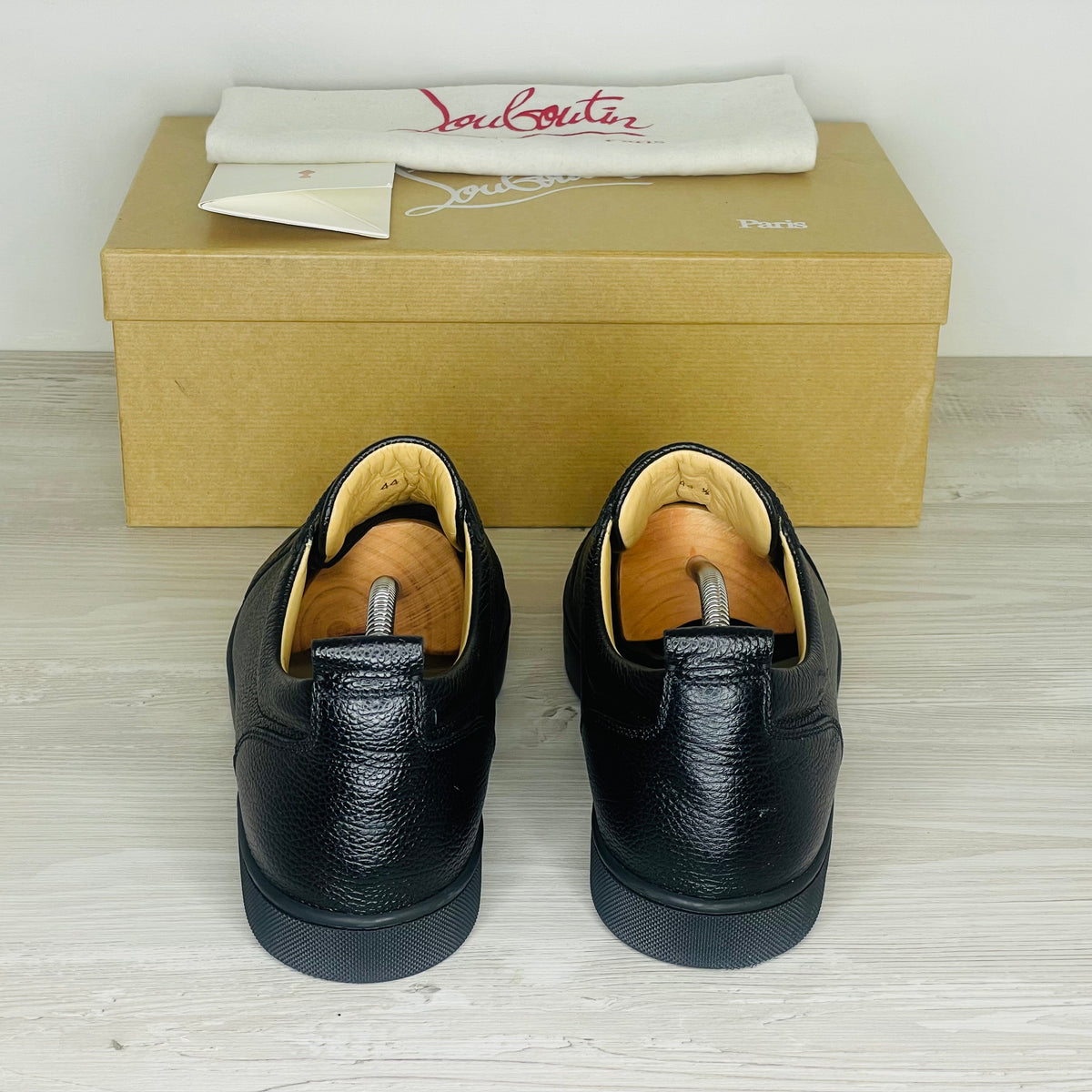 Christian Louboutin Sneakers, Herre 'Sort' Læder Louis Junior Calf Graine (44.5) ☀️