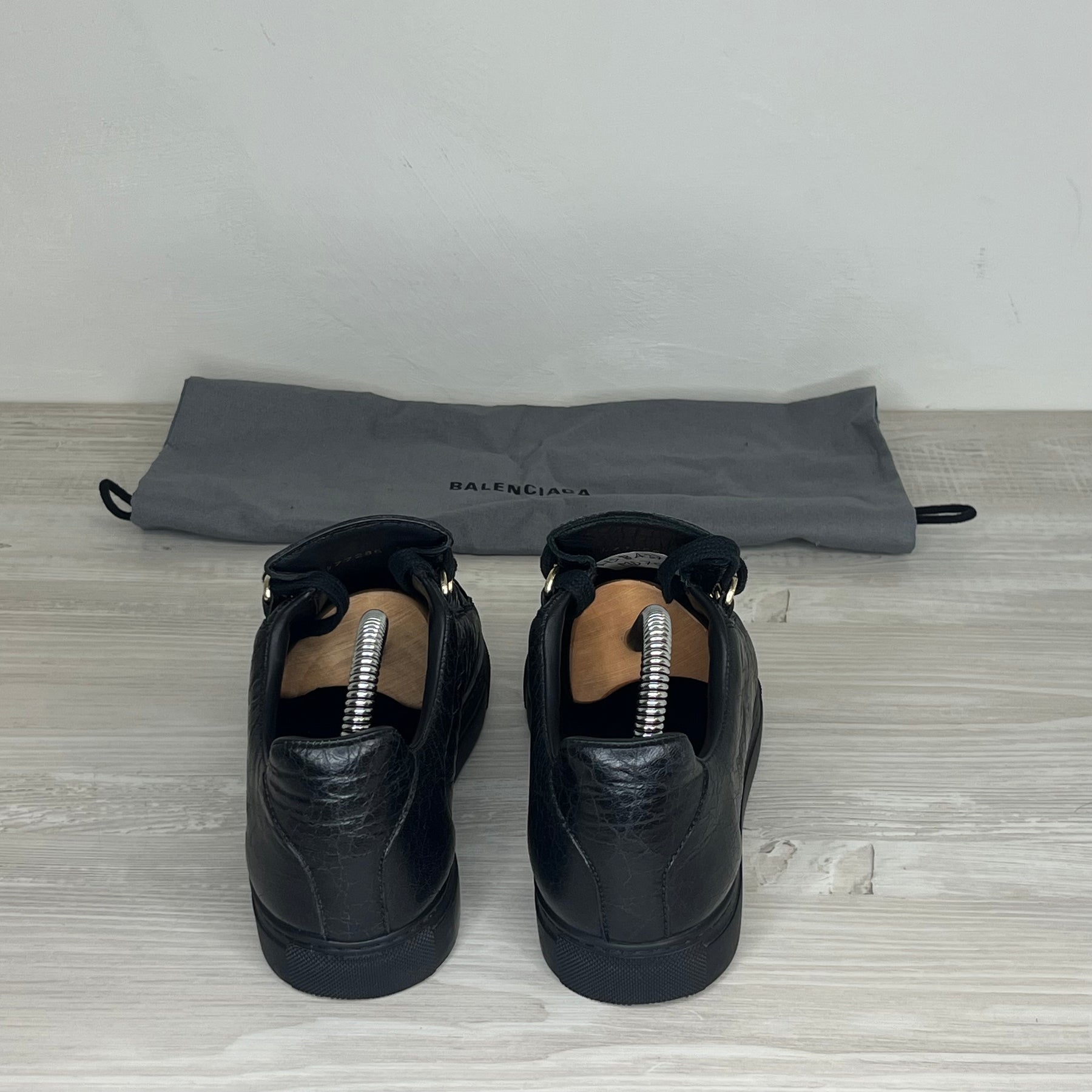 Balenciaga Sneakers, Arena 'Sort' Læder Low Top (37) 🥷🏻